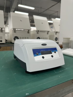 Centrifugatrice per tubi capillari ad alta velocità Microematocrite 500-12000 giri al minuto Regolabile