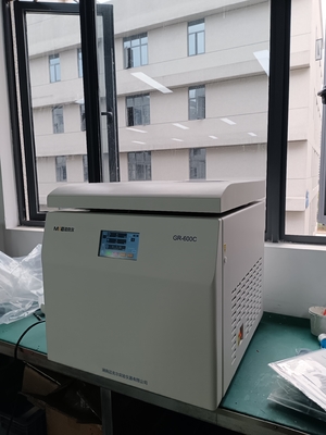8000r/min 24*5ml Capacità Centrifughe automatizzate a bassa velocità GR-600C