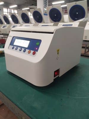 Piccole dimensioni ad alta velocità Mini Centrifughe Max 16500 giri al minuto 24 tubi di posizionamento